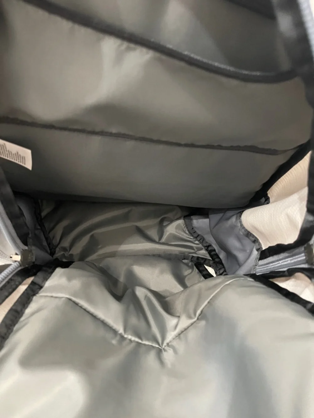THE NORTH FACE TRAVEL BACKPACK SIZE L